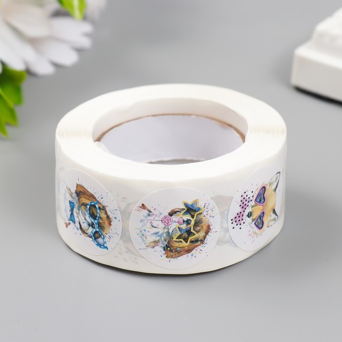 Наклейка бумага Наклейка бумага "Зверята в очках" d=2,5 см 500 шт в рулоне 3х6,5х6,5 см