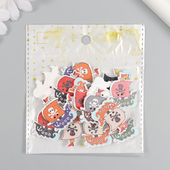 Пуговицы дерево для творчества 2 прокола "Пиратский корабль" набор 15 шт 2,5х3 см