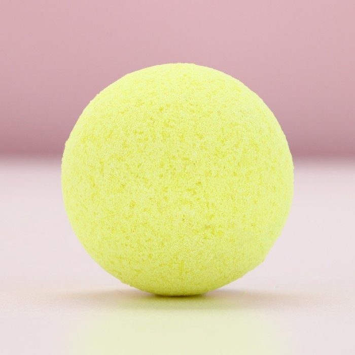 Бомбочка для ванны «Новогодняя ель», 130 г, аромат яблока, Новый Год Бомбочка для ванны «Новогодняя ель», 130 г, аромат яблока, Новый Год