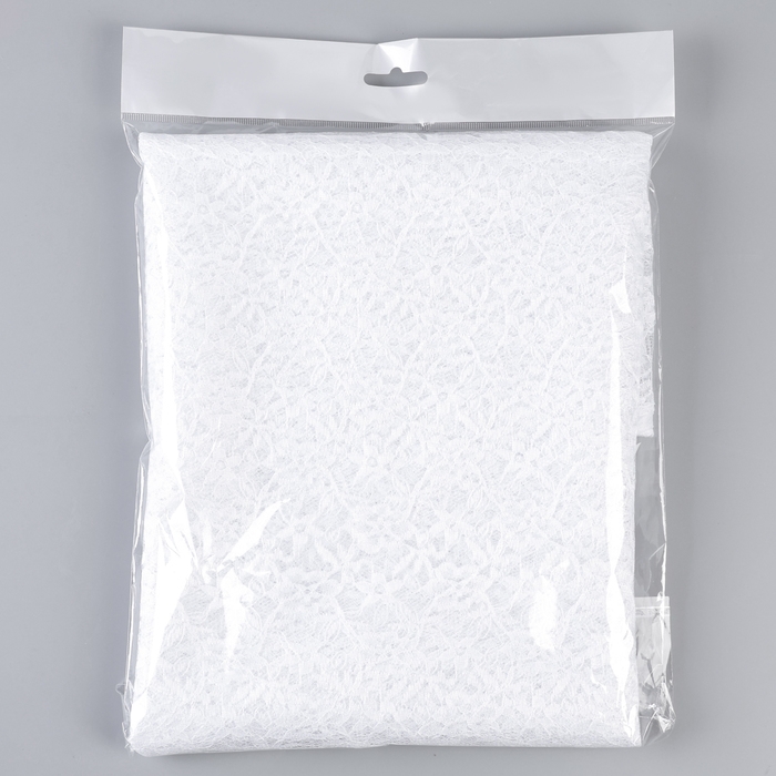 Лоскут гипюра белый, 150 &times; 150 см