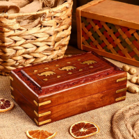 Шкатулка "Слоники" дерево 20х13х6 см Шкатулка "Слоники" дерево 20х13х6 см