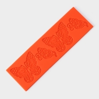 Коврик для айсинга Доляна &laquo;Бабочки&raquo;, силикон, 19&times;6 см, цвет оранжевый