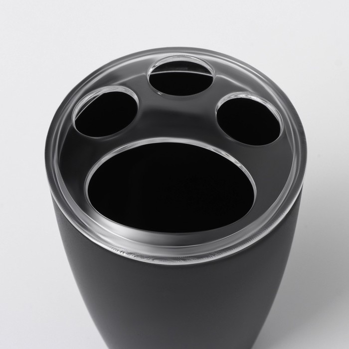 Набор для ванной &laquo;Эталон&raquo;, 4 предмета: дозатор для мыла, мыльница, 2 стакана, 24&times;8&times;17 см, цвет чёрный