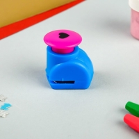 Дырокол фигурный кнопка "Сердечко" d=1,5 см 4,3х4х3 см МИКС