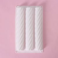 Форма для муссовых десертов и выпечки Доляна &laquo;Жгут&raquo;, силикон, 30&times;17,5&times;3,5 см, 3 ячейки (26,7&times;4,3 см), цвет белый