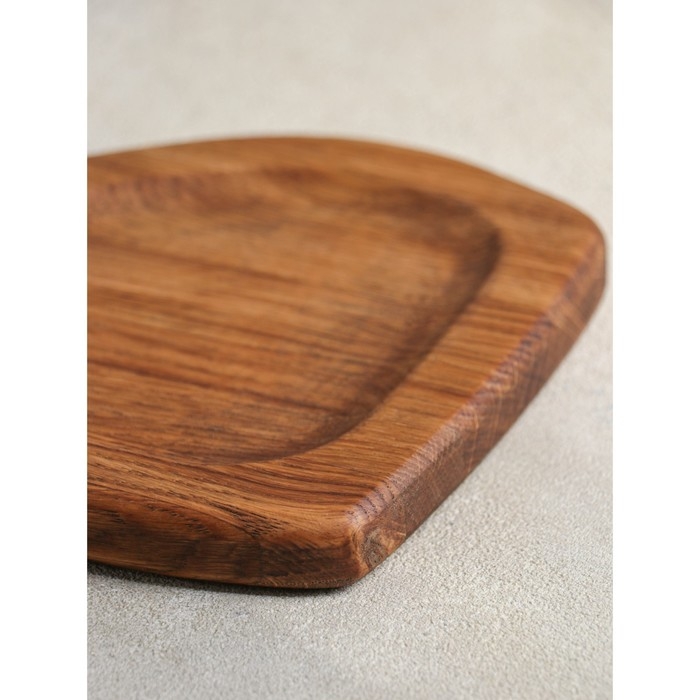 Доска для подачи авторская &laquo;Кость&raquo;, 29&times;17&times;2 см, натуральный дуб