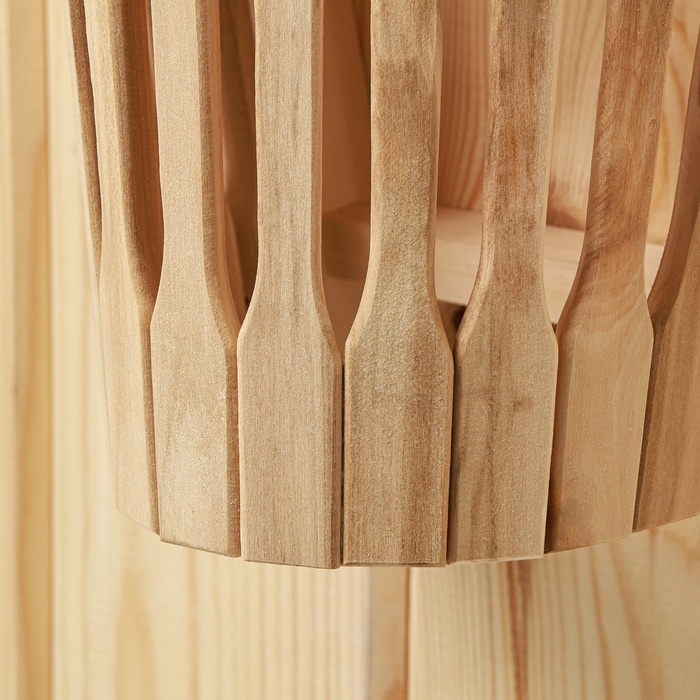 Абажур из липы, настенный