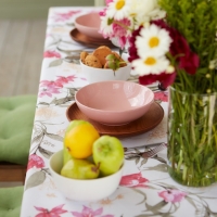 Скатерть Доляна &laquo;Лютики&raquo; 145х250 см, 100% п/э