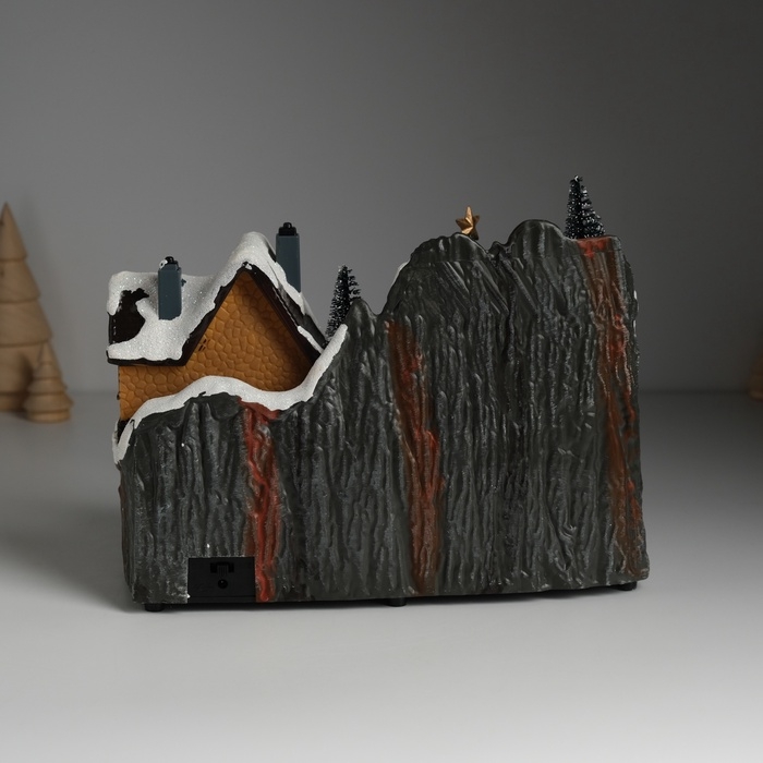 Сувенир пластик световой Сувенир пластик световой "Канун Рождества" крутится 23х15х18 см