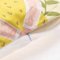 Наволочка декоративная Этель &laquo;Девушка с котом&raquo; 40х40 см, 100% п/э, велюр