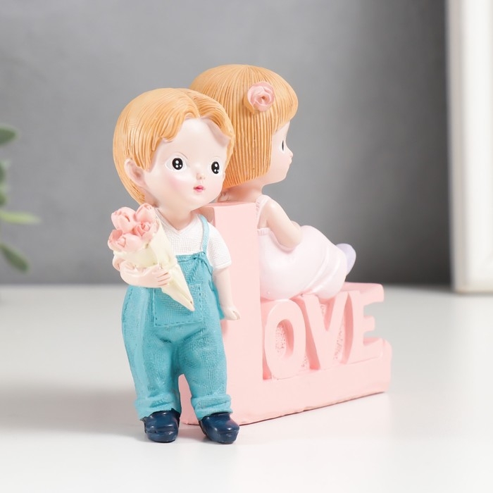 Сувенир полистоун Сувенир полистоун "Невинная любовь" 3х12,3х10 см