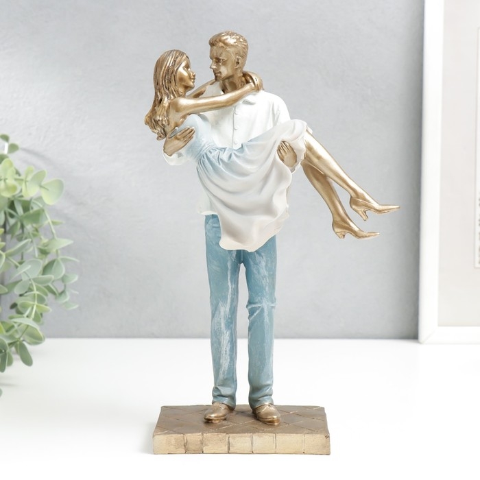 Сувенир полистоун Сувенир полистоун "Влюблённые. Буду носить тебя на руках" бело-голубой под бронзу 26х9х16 см