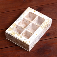 Новый год. Коробка под 6 конфет "Снежинки", 13,7 х 9,8 х 3,8 см, кондитерская упаковка Новый год. Коробка под 6 конфет "Снежинки", 13,7 х 9,8 х 3,8 см, кондитерская упаковка