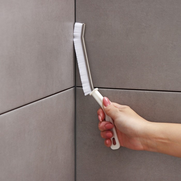 Щётка для очистки узких мест Доляна, 23&times;2 см, цвет белый