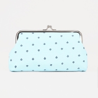 Косметичка на фермуаре, цвет голубой Косметичка на фермуаре, цвет голубой