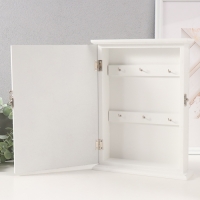 Ключница дерево 6 крючков "Веточка цветочная" состаренный белый 6х22х30 см Ключница дерево 6 крючков "Веточка цветочная" состаренный белый 6х22х30 см