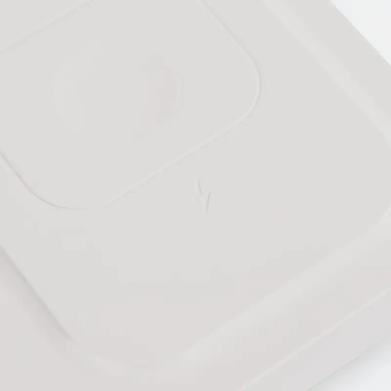 Беспроводное зарядное устройство с подогревом кружки Hot Task, белое Беспроводное зарядное устройство с подогревом кружки Hot Task, белое