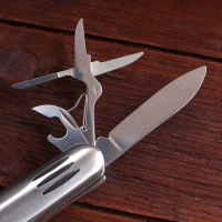 Нож швейцарский "Осирис" 8в1, на рукояти 3 полоски, хром Нож швейцарский "Осирис" 8в1, на рукояти 3 полоски, хром