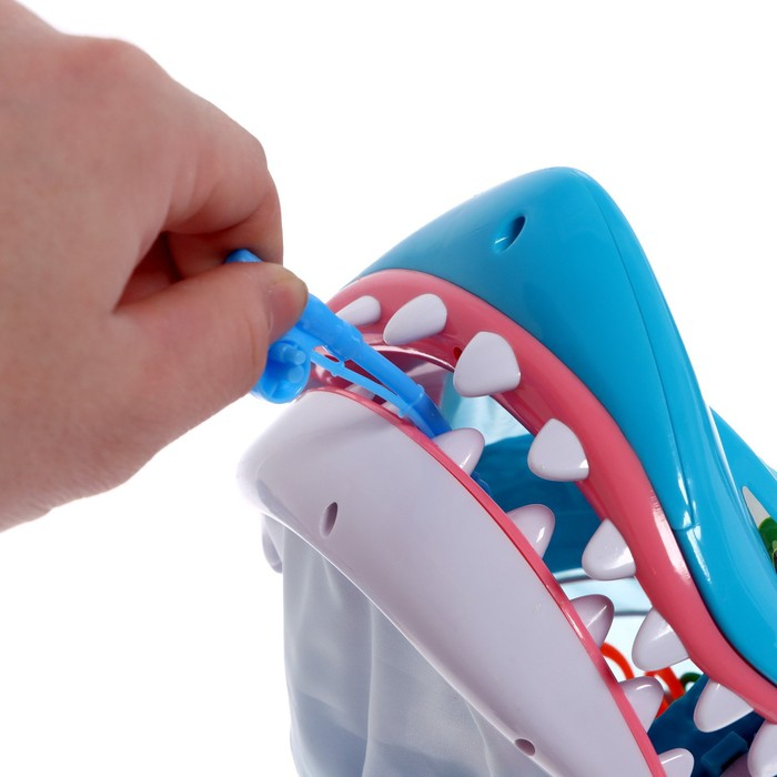 Настольная игра &laquo;Акула атакует&raquo;, удочки, кубик