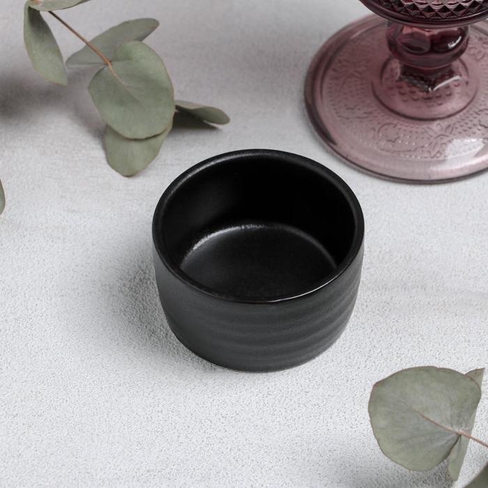 Соусник фарфоровый Magistro Соусник фарфоровый Magistro "Pietra lunare", 6,8×3,7 см, цвет чёрный