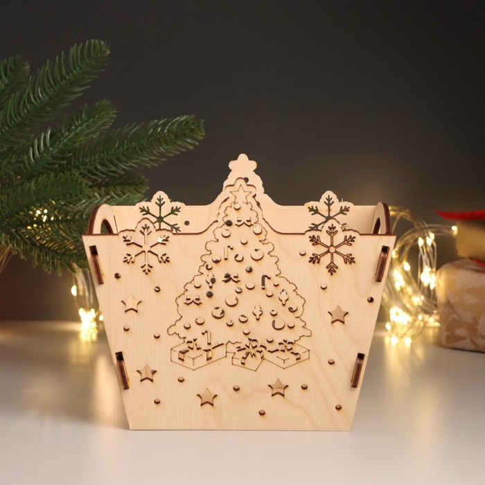 Новогодняя корзинка-шкатулка Новогодняя корзинка-шкатулка "Ёлка" 18х12х15 см (Новогодний набор 5 деталей)