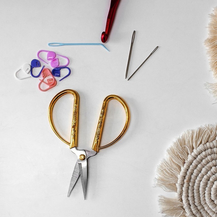 Ножницы для рукоделия, скошенное лезвие, 3,5 Ножницы для рукоделия, скошенное лезвие, 3,5", 8,5 см, цвет золотой