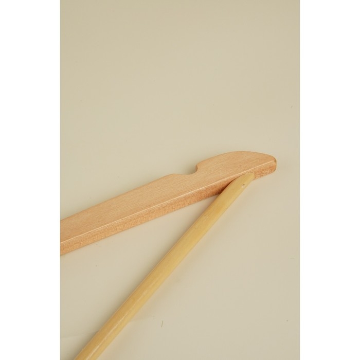 Плечики - вешалки для одежды SL Home, 4 шт, дерево лотос, 44×24,5 см Плечики - вешалки для одежды SL Home, 4 шт, дерево лотос, 44×24,5 см