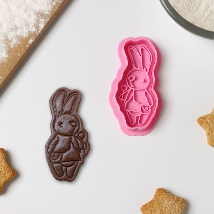 Форма для печенья &laquo;Зайка с леденцом&raquo;, вырубка, штамп, цвет розовый