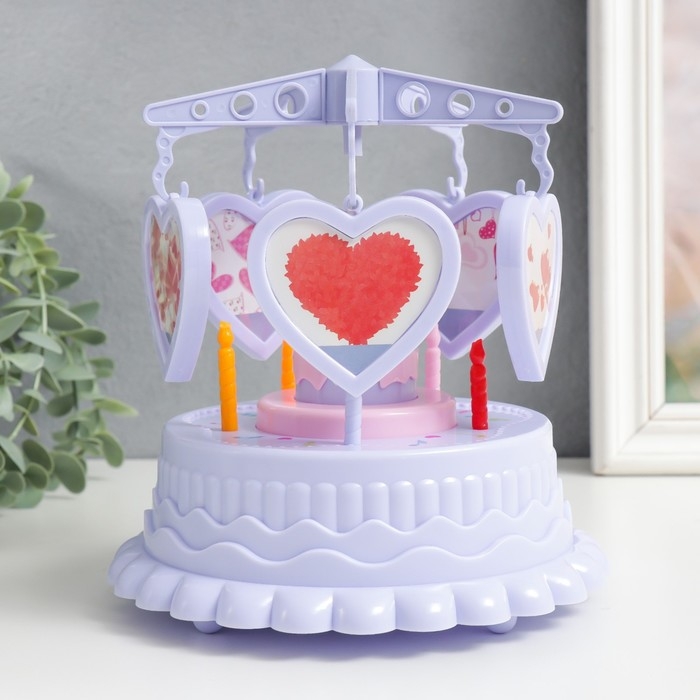 Сувенир музыкальный механический + фоторамка Сувенир музыкальный механический + фоторамка "Карусель сердец" сиреневый 17,5х17,5х20 см