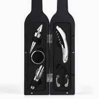 Подарочный набор для вина новогодний «Для истинных ценителей» на Новый год, 32,5 х 7 см Подарочный набор для вина новогодний «Для истинных ценителей» на Новый год, 32,5 х 7 см