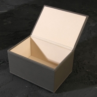 Шкатулка - диспенсер из искусственной кожи, цвет серый 10 х 18 х 10 см (салфетница) Шкатулка - диспенсер из искусственной кожи, цвет серый 10 х 18 х 10 см (салфетница)