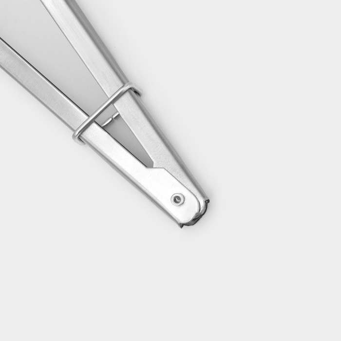 Щипцы кухонные Доляна &laquo;Лист&raquo;, 17,5 см, цвет серебристый