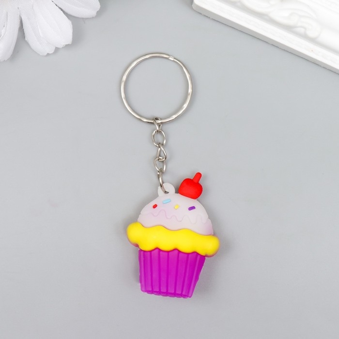 Брелок резина Брелок резина "Кексик с кремом" МИКС 3,5х3,3х1,4 см