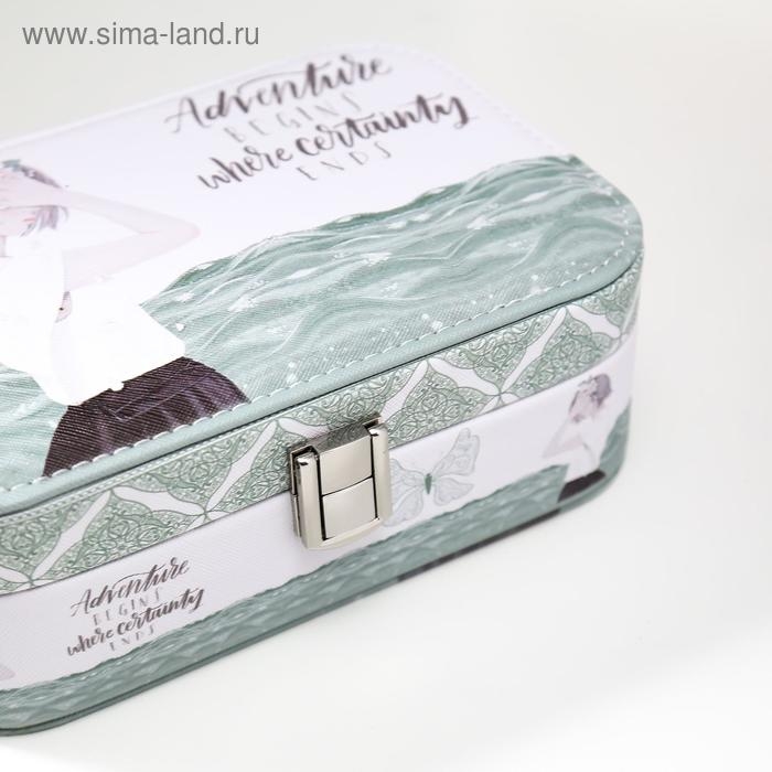 Шкатулка кожзам под часы 1 отделение и бижутерию Шкатулка кожзам под часы 1 отделение и бижутерию "Девушка-весна у моря" 7х20х14 см