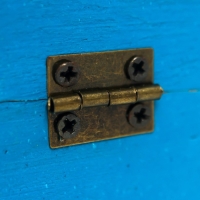 Шкатулка дерево "Сундучок" синяя 8х8х12 см Шкатулка дерево "Сундучок" синяя 8х8х12 см