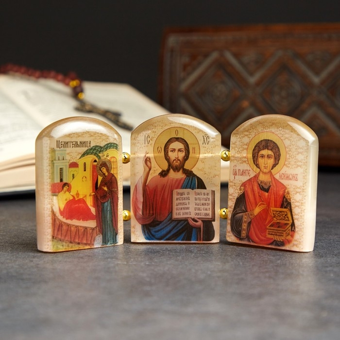 Триптих № 7 Триптих № 7"В помощь болеющим", селенит