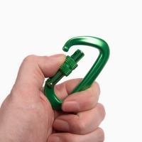 Карабин с муфтой, 8 х 4.5 см, 26 KN, зеленый Карабин с муфтой, 8 х 4.5 см, 26 KN, зеленый