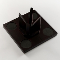 Мини-Бар Рубин, на подставке, штоф - 880 мл, бокалы - 200 мл, 13,5 х 23 х 23 см Мини-Бар Рубин, на подставке, штоф - 880 мл, бокалы - 200 мл, 13,5 х 23 х 23 см