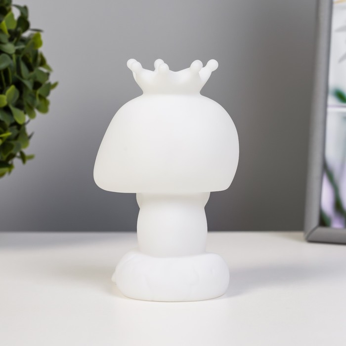 Ночник Ночник "Русалочка" LED от батареек белый 7х7,5х13 см RISALUX