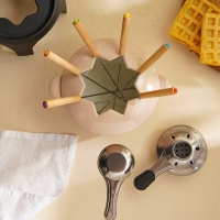 Фондю чугунное с эмалированным покрытием SL Home, d=17 см, h=10 см, цвет бежевый Фондю чугунное с эмалированным покрытием SL Home, d=17 см, h=10 см, цвет бежевый