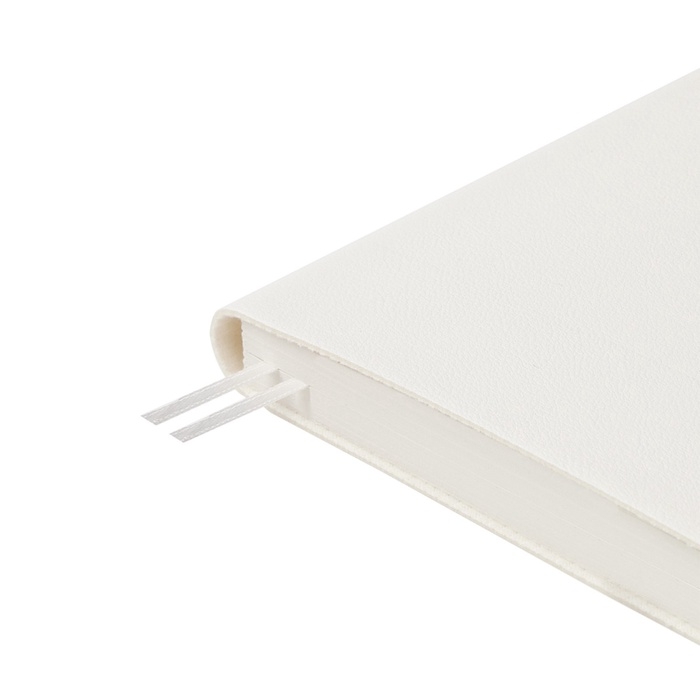 Ежедневник недатированный А5, 128 листов GRAND, интегральная обложка из искусственной кожи, ляссе, кремовый блок 70 г/м2, белый