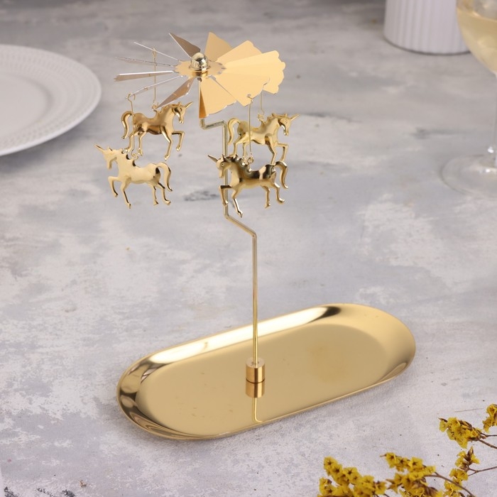 Подсвечник Подсвечник "Карусель с единорогами", золотая, металл, 8,5 х 18 см