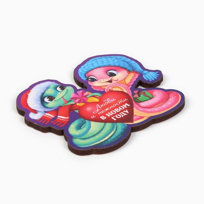 Магнит новогодний деревянный &laquo;Новый год: Любви и нежности&raquo;, 8 х 7.1 см