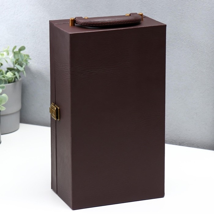 Шкатулка дерево, кожзам для 2 бутылок "Стёганная клетка" 4 предмета 34,5х19,5х12 см