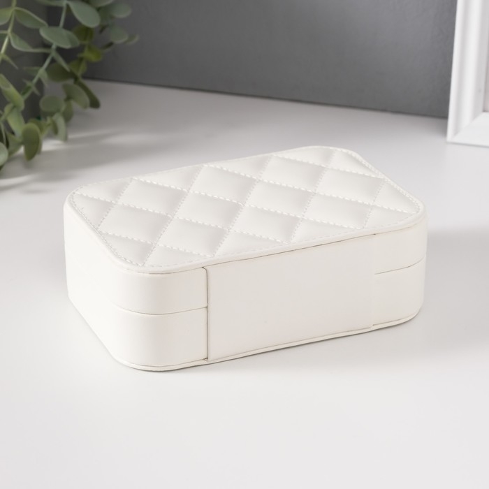 Шкатулка кожзам для украшений "Стёганная. Ромбы" белая 11х16х5 см