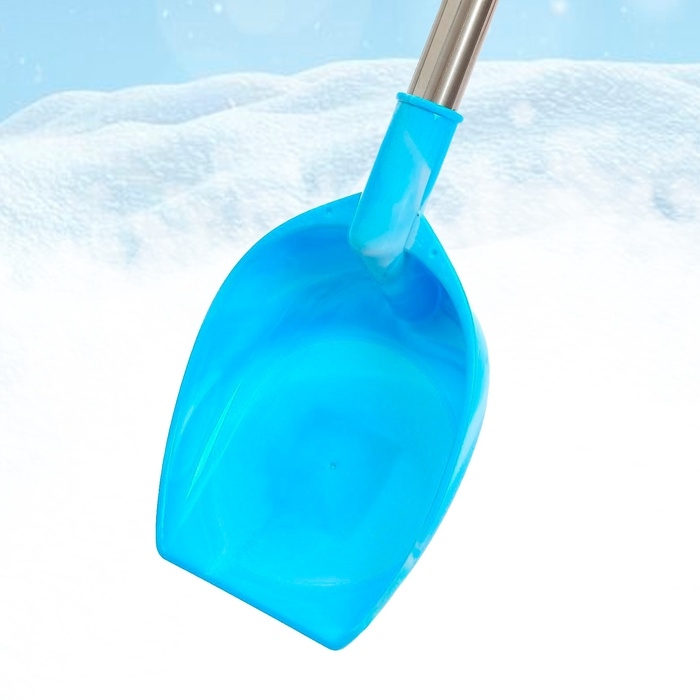 Лопатка с металлической ручкой &laquo;Зимние приключения&raquo;, 61 см, МИКС