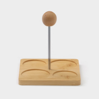 Набор фарфоровый для специй на бамбуковой подставке BellaTenero, 5 предметов: солонка, перечница, 2 соусника, подставка-держатель, цвет белый Набор фарфоровый для специй на бамбуковой подставке BellaTenero, 5 предметов: солонка, перечница, 2 соусника, подставка-держатель, цвет белый