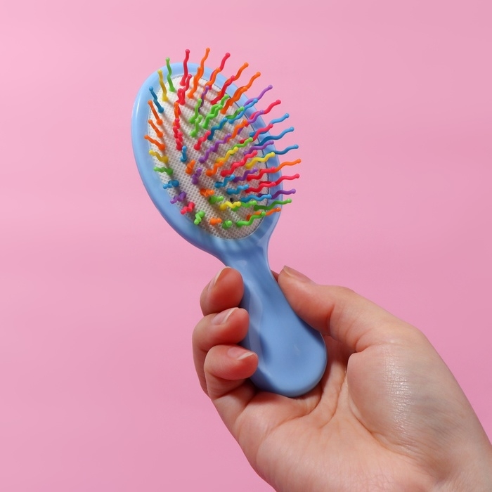 Расчёска - мини массажная, 5,5 × 14 см, цвет голубой Расчёска - мини массажная, 5,5 × 14 см, цвет голубой