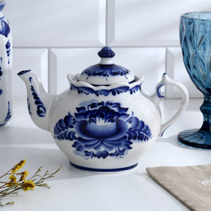 Чайник &laquo;Хуторок&raquo;, H=13,5 см, гжель