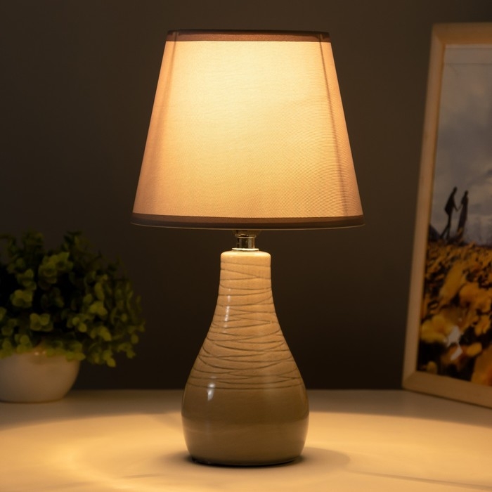 Настольная лампа Настольная лампа "Реймс" Е14 40Вт серый 17х17х32 см RISALUX